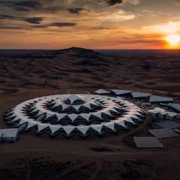 呼和浩特+希拉穆仁草原+响沙湾8日7晚私家团