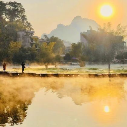 广西南宁+德天瀑布+明仕田园+古龙山大峡谷+三叠岭瀑布+鹅泉+渠洋湖+防城港+万尾金滩6日5晚私家团