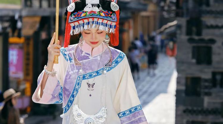 昆明+大理市+麗江+玉龍雪山6日5晚跟團遊·自營20人團+5鑽海景房+2+1VIP車+雪山大索+私人遊艇+古城洱海雙旅拍+下午茶麗江動車