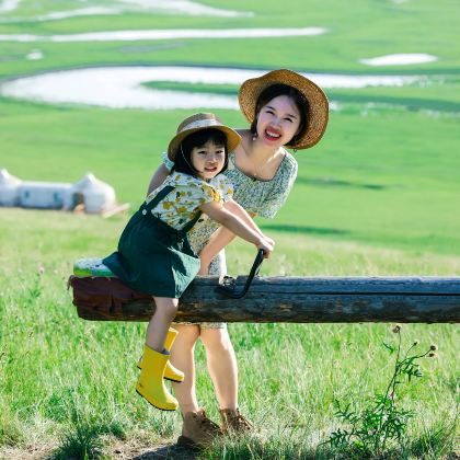 亲近自然·【住草原湖畔湖景蒙古包+套娃酒店1号楼】呼伦贝尔草原亲子营7天6晚【私家马场马术学习+摄影师全程旅拍】莫尔格勒河畔非遗文化游学【草原音乐会+敖鲁古雅舞台剧】喂驯鹿+玩转套娃乐园+俄罗斯大马戏+烤全羊