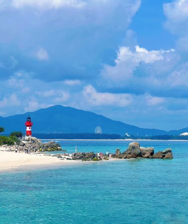 4D3N • Hainan + Wanning + Shimei Bay Scenic Drive  A tropicalisland Christmas awaits you  Shenzhou Peninsula LighthouseSurfing Fun  Viral Houhai VillageCultural Exploration at Nanshan Tianya