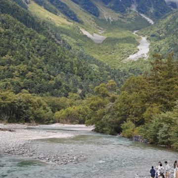 日本名古屋+白川乡+上高地6日5晚跟团游