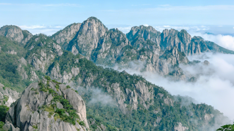 4-day 3-night · Private Tour · Huangshan Scenic Area + Hongcun Village + Xidi + Huizhou Ancient Town