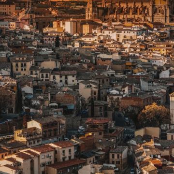 西班牙马德里+塞哥维亚+托莱多+龙达+格拉纳达+阿利坎特+卡尔佩+巴塞罗那8日7晚拼小团