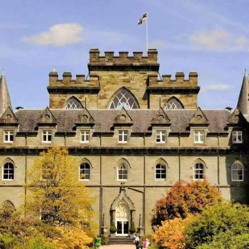 科茨沃尔德+温莎+伦敦+牛津+剑桥+巴斯11日10晚私家团