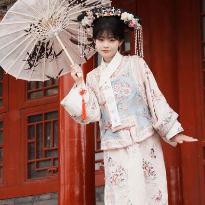 沈阳+长白山5日4晚自由行