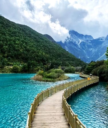 8D7N • Solo accepted & magical Yunnan escape: Kunming, Dali, Lijiang & Shangri-La tailor-made itinerary with golden guide and specialty dishes, and Lijiang Impression Show