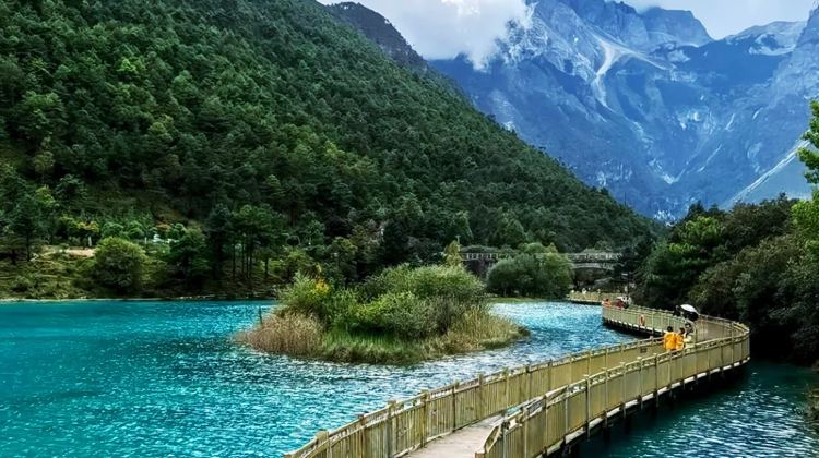 6D5N · Group Tours · Yunnan + Kunming + Dali City + Lijiang + Erhai Lake + Yulong Snow Mountain + Stone Forest Scenic Area