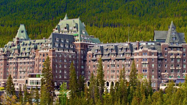 5-Day Calgary Tour·Lake Louise Ski Resort, Yoho, Lake Louise, Johnston Canyon, Banff | Free Airport Transfer