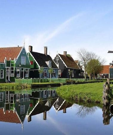 4D3N • 4-Day Highlights of Amsterdam and Paris