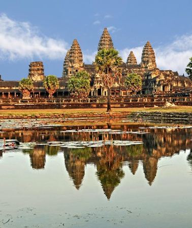 3D2N • 3-Day Angkor, Lake-side Village & Roluos Temples Tour