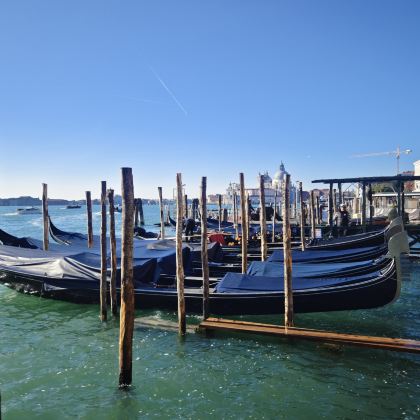 法国+瑞士+意大利4日3晚跟团游