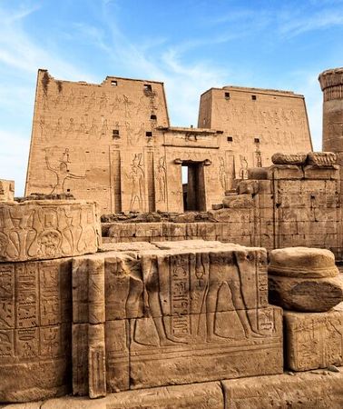 4D3N • 4 Days 3 Nights Nile Cruise Aswan to Luxor+Abu simbel+Balloon