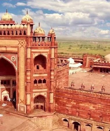 2D1N • 2-Day Agra and Fatehpur Sikri Private Guided Tour from Delhi