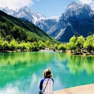 大理市+丽江+玉龙雪山+香格里拉5日4晚跟团游