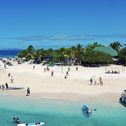 斐济迪那桡岛+库克船长日落巡游+托阔里奇岛7日6晚拼小团