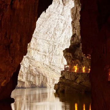 贵州贵阳+遵义会议会址3日2晚跟团游