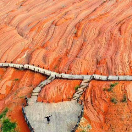 延安+陕西波浪谷景区+宝塔山+延川黄河乾坤湾景区4日3晚私家团