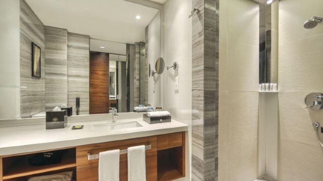 5-Day Chinese Lingnan Culture Private Tour from Guangzhou·Foshan and Shunde District丨Sun Yat-Sen Memorial Hall, Chen Clan Academy, Whampoa Military Academy and Shunde Famous Banquet