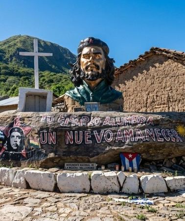 2D1N • 2D/1N Getaway: Che Route - Historical Trekking and Nature