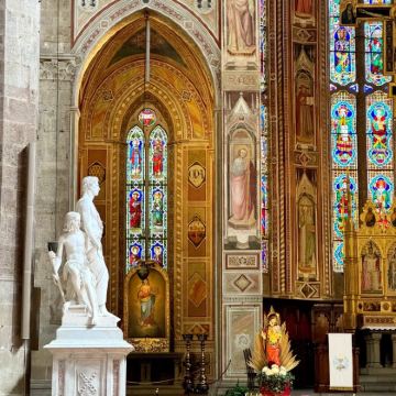 意大利米兰+维罗纳+克雷马+多洛米蒂山脉+佛罗伦萨+罗马8日7晚拼小团