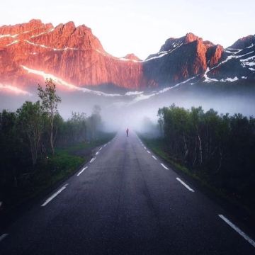 挪威特罗姆瑟+塞尼亚岛+罗弗敦群岛+奥斯陆+芬兰罗瓦涅米+赫尔辛基11日10晚拼小团