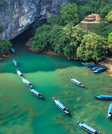 2D1N • Ninh Binh to Phong Nha and Paradise Caves One Day Exploration