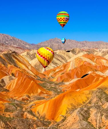 8D7N • Xi'an + Emperor Qinshihuang's Mausoleum Site Museum + Mount Hua + Zhangye Colorful Danxia Scenic Spot + Jiayuguan Guancheng + Mogao Grottoes + Mingsha Mountain And Crescent Spring