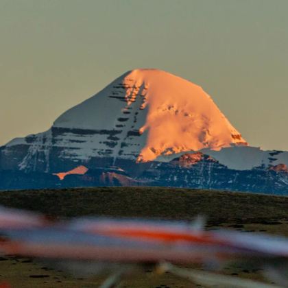 拉萨+布达拉宫+阿里+珠峰大本营+冈仁波齐10日9晚私家团