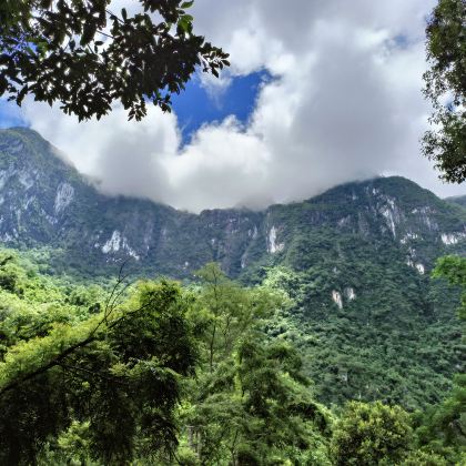 海南三亚+五指山+西沙群岛8日7晚跟团游