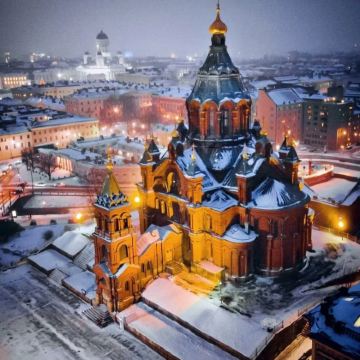 芬兰赫尔辛基+波尔沃古城+萨翁林纳奥拉维城堡+瑞典斯德哥尔摩8日7晚拼小团