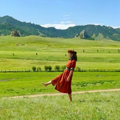 蒙古乌兰巴托+博克多汗冬宫+成吉思汗骑马雕像+特日勒吉国家公园+成吉思汗广场+哈斯台国家公园+宰桑纪念碑5日4晚拼小团