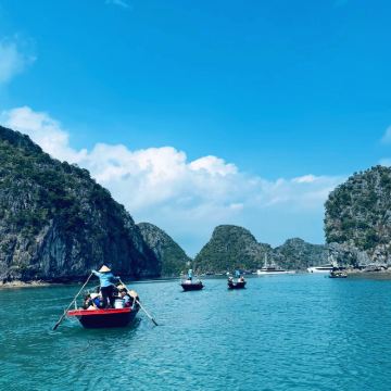 越南河内+下龙湾5日4晚跟团游