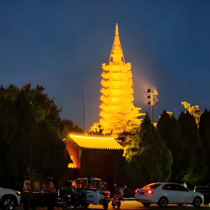 石家庄+抱犊寨+隆兴寺+正定荣国府+赵州桥+正定古城3日2晚私家团