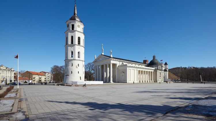 赫尔辛基、塔林+3