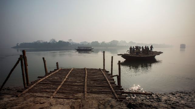 15-Day Essential India Palaces＆Traditions Tour·Delhi, Jaipur, Agra and Varanasi | Taj Mahal, Amber Fort, Ganges River and Hawa Mahal