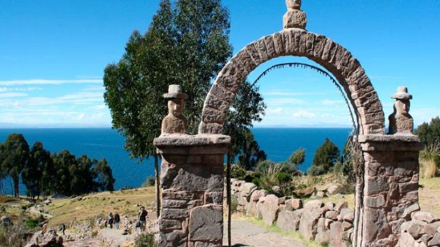 15-Day Peru Panorama Tour from Lima to Lima ·Puno, Urubamba, Machu Picchu, Inca Trail, Lake Titicaca