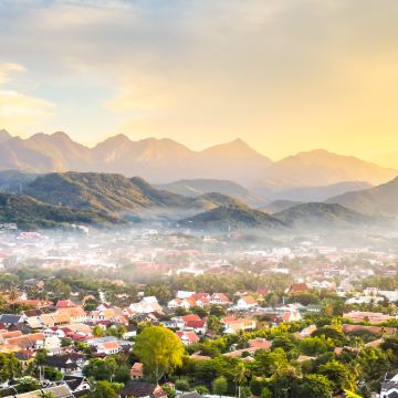 老挝万象+万荣+琅勃拉邦7日5晚拼小团