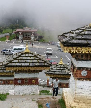 7D6N • 7-Days in Bhutan with River Rafting, Farm Lunch & Stone Bath