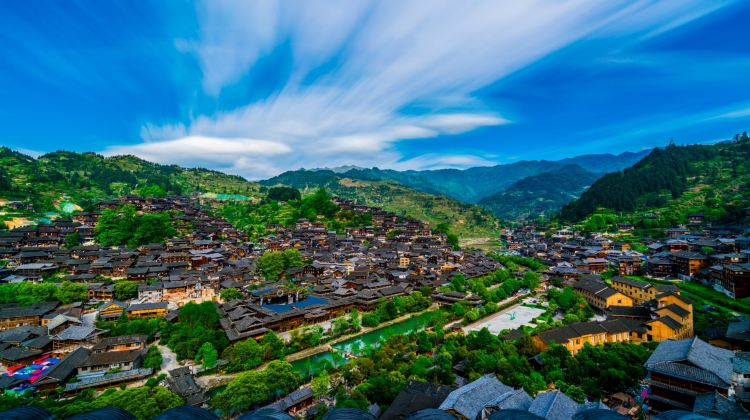 6-Day Private Tours: Huangguoshu Waterfalls Scenic Area, Xijiang Miao Village, Libo, Mount Fanjing, Zhenyuan Ancient Town