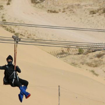 内蒙古呼和浩特+乌兰察布乌兰哈达火山地质公园+辉腾锡勒草原+库布齐沙漠+响沙湾5日4晚自由行