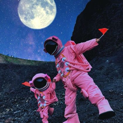 呼和浩特+希拉穆仁草原+响沙湾+乌兰哈达火山地质公园3日2晚跟团游