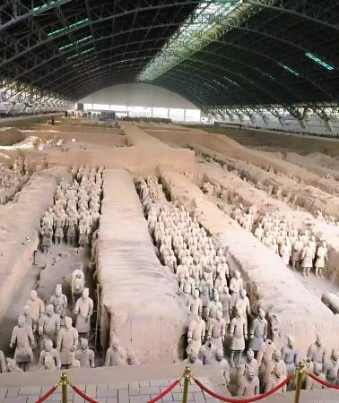 5日4晚 • 美食之旅｜兵馬俑保證入場＋華清宮＋大唐不夜城＋回民街＋白鹿原＋晚出發睡好覺＋二虎守長安演出＋關中風情