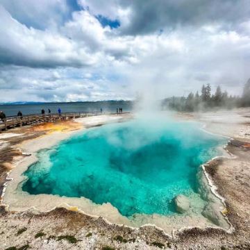 美国21日17晚跟团游