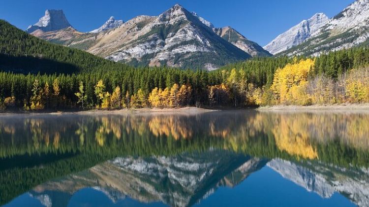3D2N · Group Tours · 3 Day Banff Moraine Lake Louise Johnston Columbia Icefield Tour