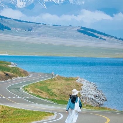 新疆北疆+乌鲁木齐+伊犁+赛里木湖+那拉提旅游风景区7日6晚拼小团