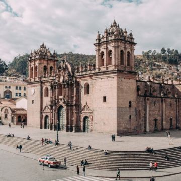 智利瓦尔帕莱索聂鲁达故居（赛巴斯提安那）+秘鲁乌鲁班巴马丘比丘+巴西里约热内卢糖面包山18日17晚私家团