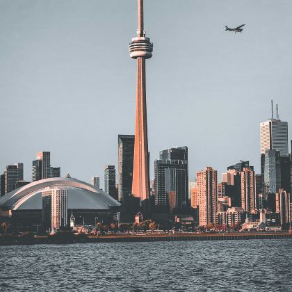 加拿大多伦多+渥太华+蒙特利尔+魁北克城+金斯顿+尼亚加拉瀑布8日7晚私家团