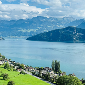 法国+瑞士12日9晚跟团游