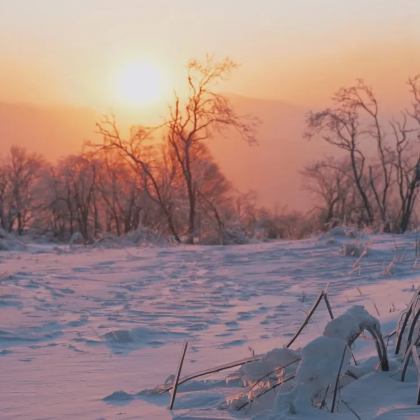 户外活动 ·【秘境长白】寒假长白山6天5晚亲子营｜滑雪,漂流，雪地UTV，雪原穿越，冬捕+冰灯，探访驯鹿园，朝鲜族民俗村、品东北年味，霍比特火锅+梦幻温泉，全程5钻酒店，中间3晚连住